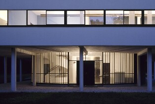 薩伏伊別墅 (Villa Savoye)  門票（普瓦西）