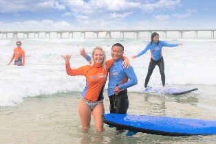 黃金海岸初學者衝浪體驗（需年滿13歲）