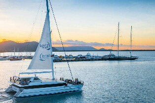 凱恩斯精神號遊船晚餐