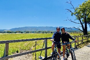 亞拉河谷葡萄酒品嚐 & 自行車之旅