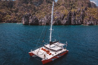 愛妮島雙體船神秘團遊之旅