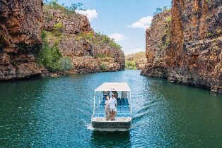 達爾文出發：凱瑟琳峽谷遊船 & 伊迪絲瀑布一日遊