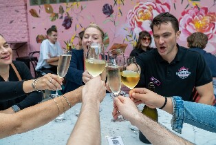 墨爾本隱藏版酒吧＆神祕巷弄徒步導覽