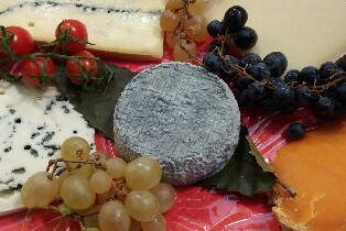 巴黎瑪黑區美食之旅：品嚐美食與美酒