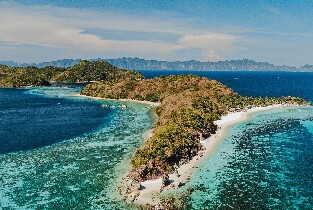 科倫島Malcapuya島海灘逍遙之旅