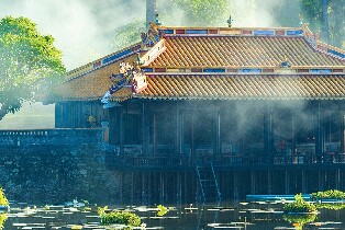 啟定皇陵＆靈姥寺會安出發一日遊
