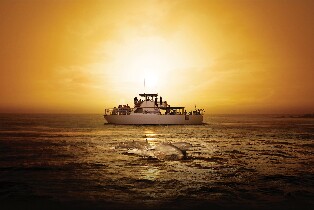 關島BIG夕陽晚餐遊船