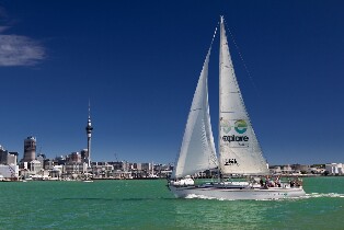 新西蘭奧克蘭海港風帆遊艇之旅