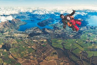 新西蘭瓦納卡高空跳傘（南阿爾卑斯山&湖泊）
