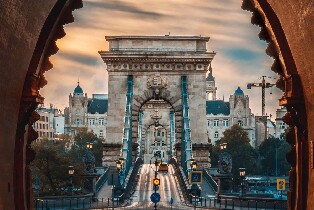 布達佩斯巴士導覽&河上游船體驗