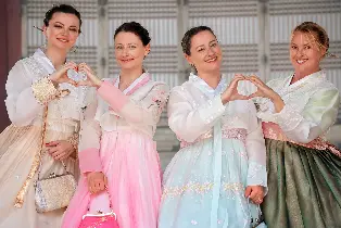 [Korean Hanbok] Gyeongbokgung Hanbok Rental & Photography Experience