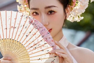 泉州蟳埔村簪花體驗旅拍【化妝+簪花+服裝 | 簪花寫真 | 多種服裝風格 | 多套餐自選】