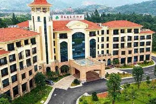 廣州從化翠島溫泉度假村（副樓大床/雙床房+溫泉雙床房含雙人自助早餐+雙人套餐+無限次公共溫泉）