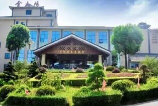 寧鄉灰湯·金太陽溫泉度假村主樓度假村大/雙床房（1間/晚+2人溫泉+2人早餐+2人正餐）