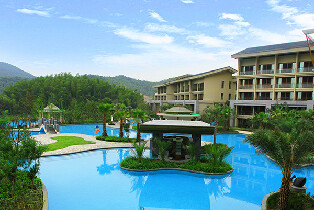 寧波九龍湖開元酒店豪華湖景房（1間1晚+早餐2份+雙人圍爐煮茶1份+磨豆漿體驗/農場參觀1次+WIFI、健身房、室內泳池、停車場）