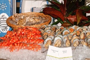 廣州匯華希爾頓酒店自助暢吃（海鮮&各種特色美食）