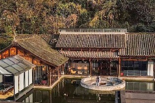 青城山十裏山境度假酒店山林小私湯大床/雙床房（2大1小早餐+私湯暢泡+免費書吧）