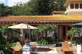 中山溫泉賓館（高級/商務/親水房三選一+2大自助早餐+無限次溫泉+親親魚療+幹濕蒸+休息室免費水果小食）