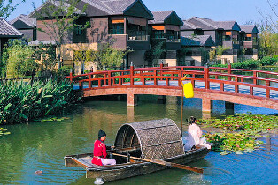 啓東洲頤温泉酒店（湖景露台温泉大牀/複式大牀/雙牀房/家庭房4選1+雙早+蔬果採摘+迷你吧+垂釣體驗+旅拍）