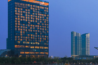 蘇州吳江盛虹萬麗酒店（2天1晚+含早+正餐禮遇+棋牌+健身房+泳池+直面25萬㎡天然湖泊+30畝濕地公園）