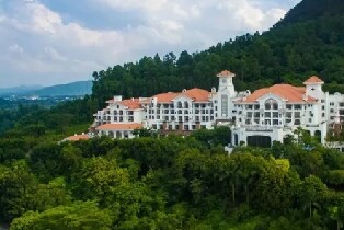 肇慶森瀾雲海酒店雅緻陽台客房（2大1小自助早餐+豪華海鮮自助晚餐+五一主題活動）