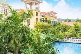 佛山三水鳳凰親水房（陽台直通泳池 含自助早餐+無限次湯泉+親水泳道+瀑布泳池）