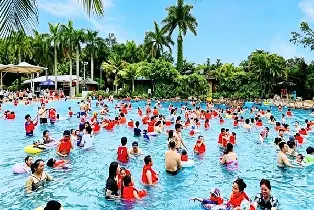 南寧市 | 瑪雅水世界（原嘉和城温泉內）雙園通玩單人門票（造浪池兒童水寨水上滑滑梯瑤浴温泉）