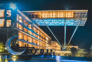 雲上自然緣温泉度假酒店 高級大/雙牀房（1間1晚含2大1小早餐+温泉）