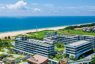 陽江海陵島保利N+酒店園景雙牀房（2大2小自助早餐+無邊泳池+兒童樂園+沙灘玩水）