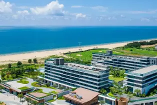 陽江海陵島保利N+酒店豪華海景房（2大2小自助早餐+無邊泳池+兒童樂園+2間可拆分+沙灘遊玩）