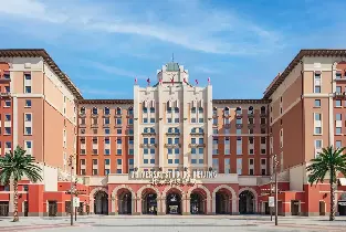 Universal Studios Beijing Resort Hotel (1-night stay, 1-hour early park entry privilege, exclusive hotel guest park entry access, kids' zone, fitness centre, luggage storage service, excluding theme park tickets)
