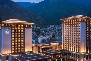Courtyard by Marriott & Delta Hotels Jiuzhaigou (Stay & Experience the Vibrant Forests and Pristine Waters)