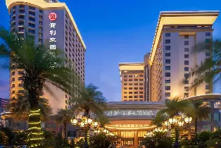 深圳寶利來國際大酒店高級客房（國慶10月1-7日專場 自助早餐+24樓旋轉餐廳豪華海鮮自助晚餐）