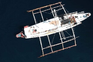 與PADI 5星中心一起探索愛妮島的最佳潛水點