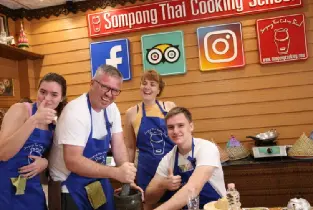 Bangkok Sompong Thai Cooking Class