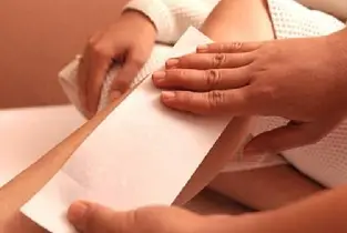 美甲＆美睫＆蜜蠟除毛體驗（Lek Massage 提供）