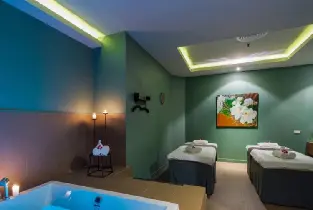 曼谷中央世界購物中心（Central World）的Let's Relax Spa