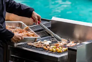 芭達雅維斯塔飯店 The Patio 海鮮吃到飽