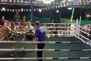 帕岸島Chinnarach Muay Thai Stadium泰拳館比賽