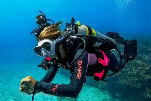 龜島 PADI 潛水中心高氧空氣潛水員課程
