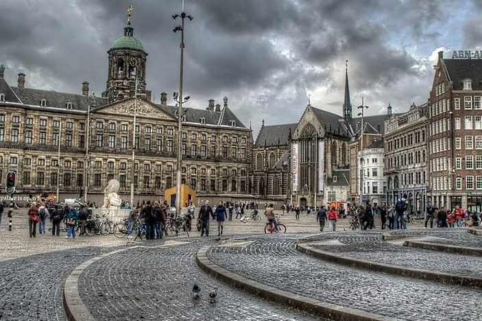 Main image